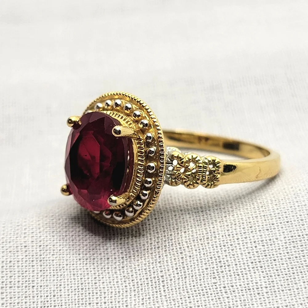 Gorgeous Vintage Ring Gold Tone Faux Ruby Size 12 ½